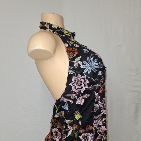 Lulu's Black Floral Backless Maxi Dress Size L - Picture 9 of 16
